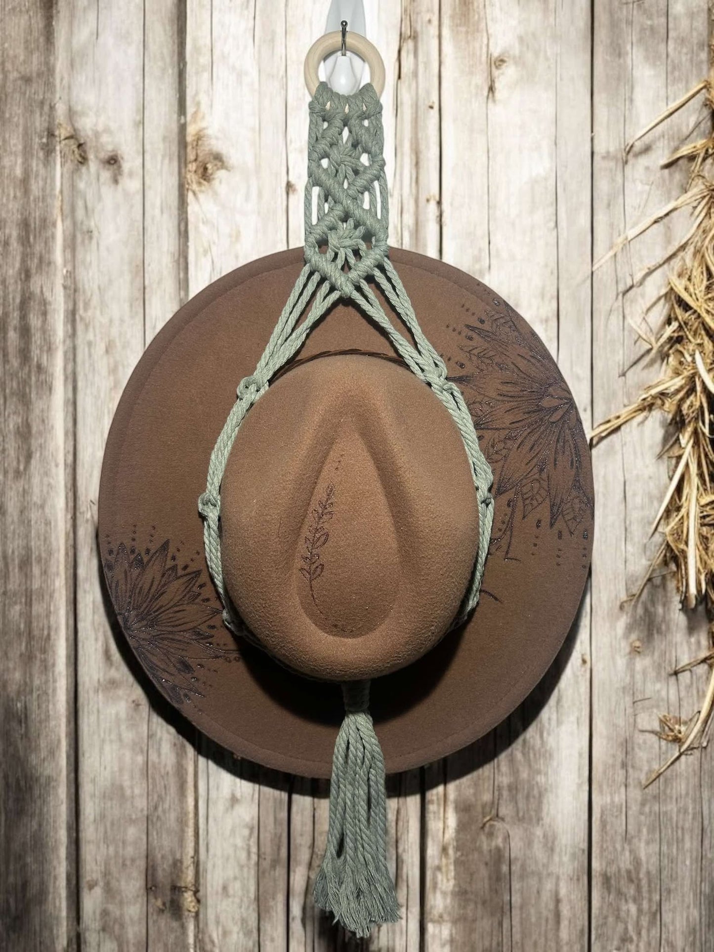 Diamond Singles Macrame Hat Hanger